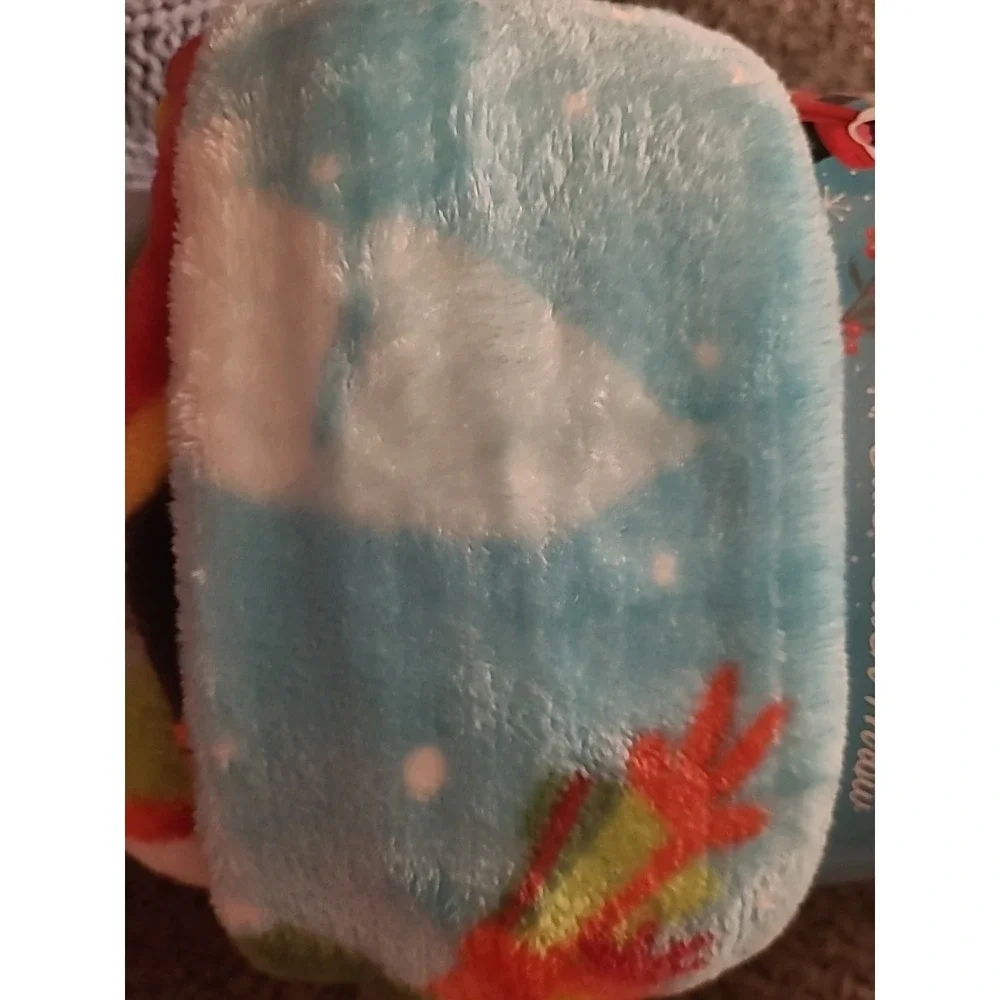 Disney Mickey & Minnie Mouse Christmas Throw Blanket 50